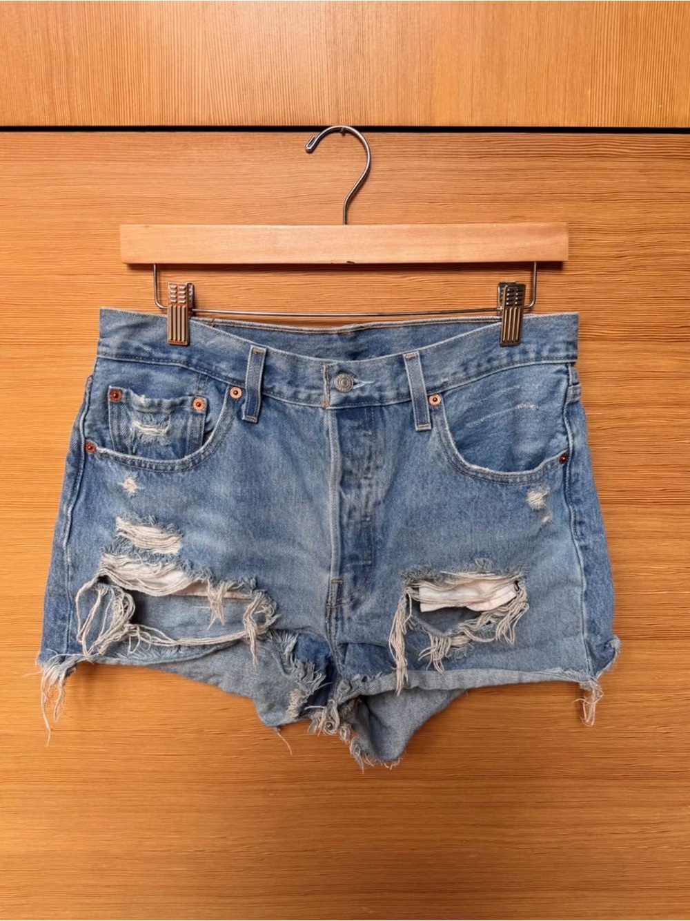Levis 501 Jean Shorts - Light Blue